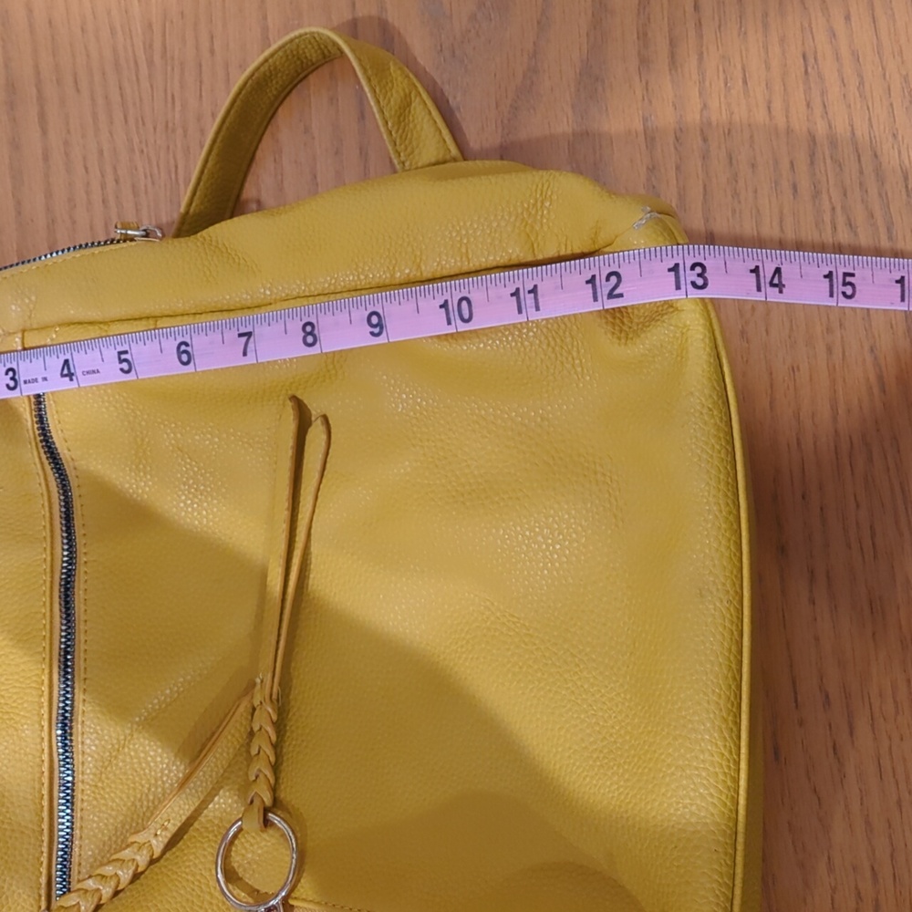 ☀️3for$20☀️ Yellow mini backpack - Picture 9 of 12